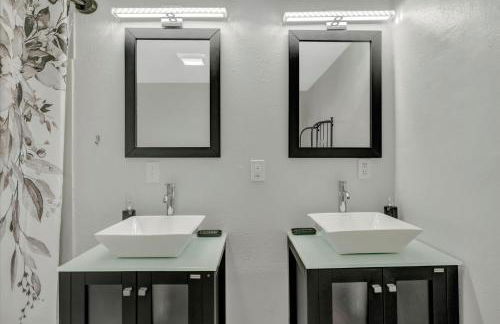 Sleeps 8 Near Busch Gardens with BBQ and Fenced Yard - Foto 22