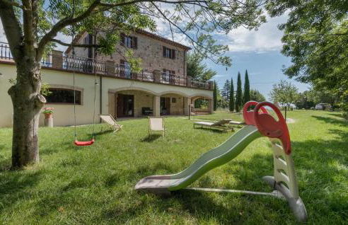 Nice Apartment In Avigliano Umbro - Foto 35