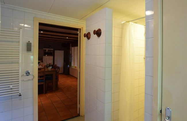 Quaint Farmhouse near River in Oosterwijk - Foto 19