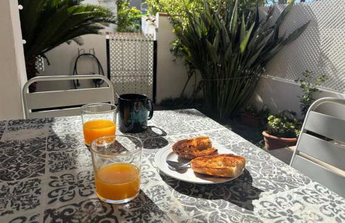 MET Oliva Nova Playa chalet grande con jardín MET a 5 minutos y a 3 de la playa - Foto 33