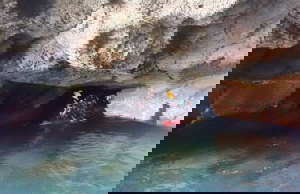 Kayak e snorkeling nelle grotte di Taurito - Foto 6