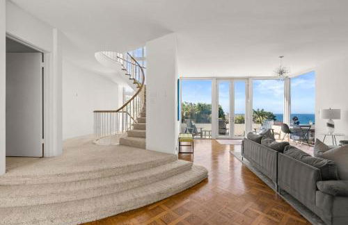 Sea Serenity Coastline Views and Pool - Photo 21