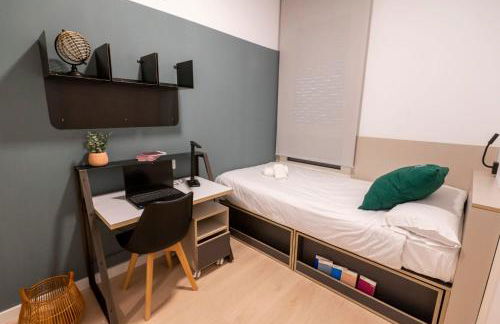 Bravo Students Granada - Photo 10