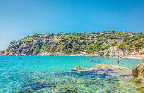 4 Bedroom Nice Home In Riells I Viabrea - Foto 23