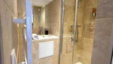 Ben Nevis charming studio in the heart of the lively life of the Pré Carré - Foto 5