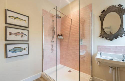 Ebrington Manor by Birch Stays - Photo 41