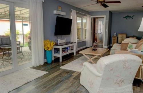 Blue Heaven in the Heart of Stuart Heat salt pool - Foto 16