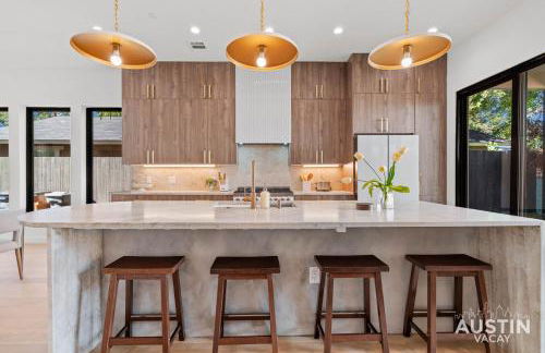 East ATX 4BR 3.5BA Getaway Near Lady Bird and Chavez Cocktails by Austin Vacay - Foto 16