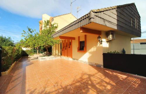 Chalet con piscina y barbacoa - Foto 17