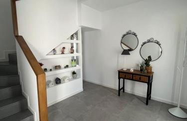 Big house with swimming pool - Photo 26