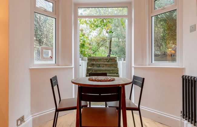 Newly Refurbished 2BD Flat - Wimbledon Village! - Foto 27