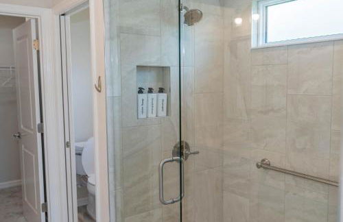 The Villages Retreat- Free Coffee Brand New - Foto 19