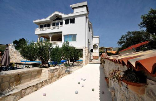 Family friendly house with a swimming pool Plano, Trogir - 23902 - Foto 11