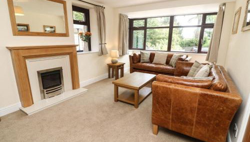 The Coach House - Photo 2