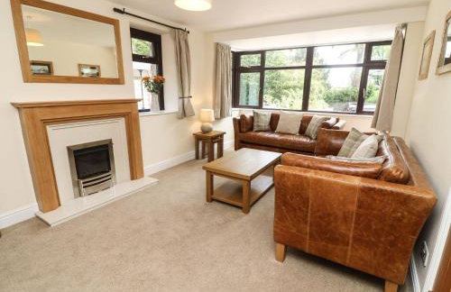 The Coach House - Photo 2