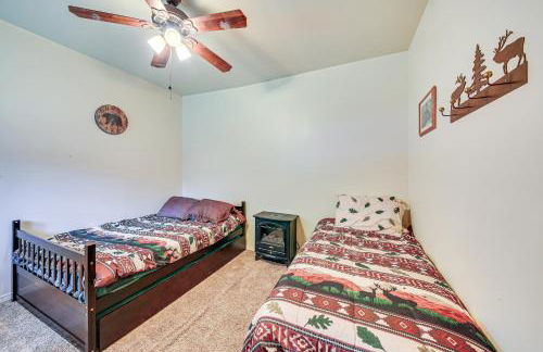 Family Fun on Ruby Creek Cusick Hideaway with Dock - Foto 10