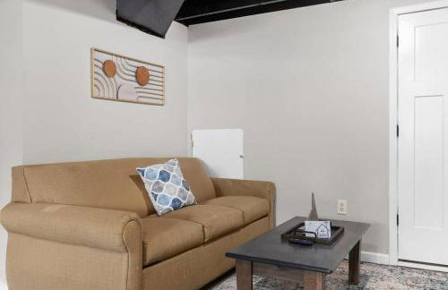 Broadmoor Bungalow - Both Units - Foto 19