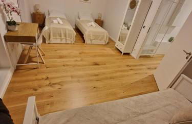 Modernes Neubauhaus ca 200 qm Nähe vom Flughafen - Foto 10