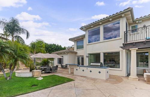 Modern Hilltop Retreat - Foto 25