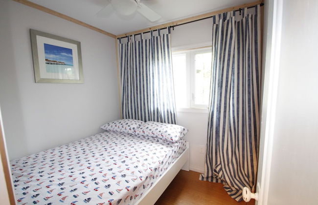 Lakefront Cottage in Manitou Beach - Photo 9