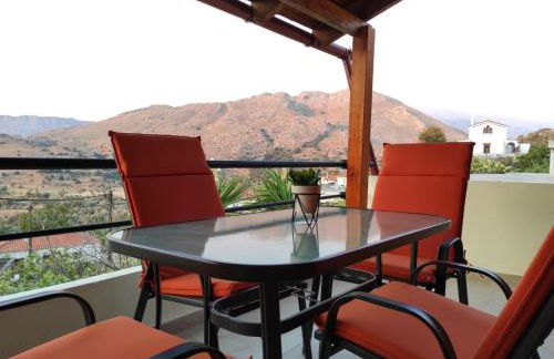 EfisHouse - Photo 10