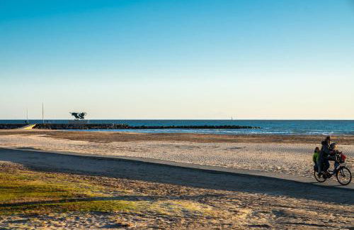 Atenea Park - Suites Apartments - Photo 58