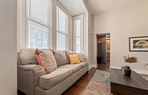 3-BR Soccer Stadium- Fast Drive to OTR - Downtown - Foto 2