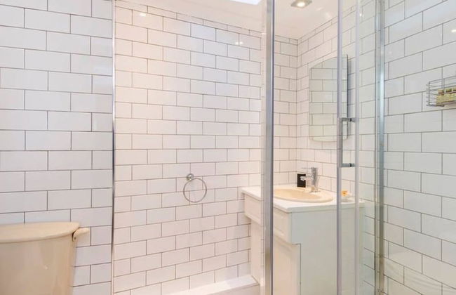 Beautiful 2-bed Flat Notting Hill - Photo 24