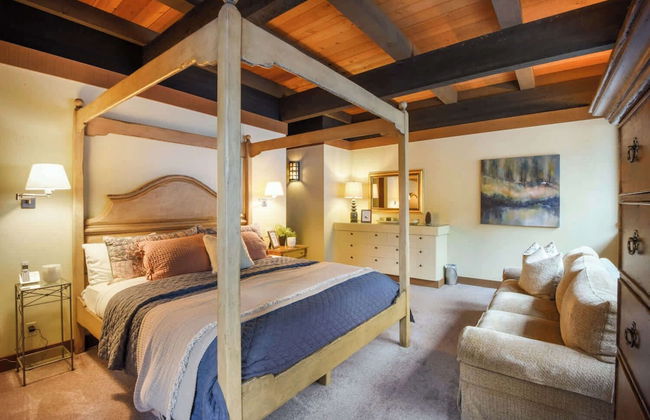 Joy on the River Stunning Waterfront Home for 10 - Foto 9