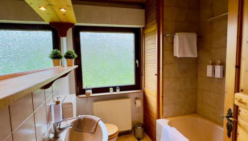 Ruhige Landhauswohnung in Weilburg - Foto 4, Shower