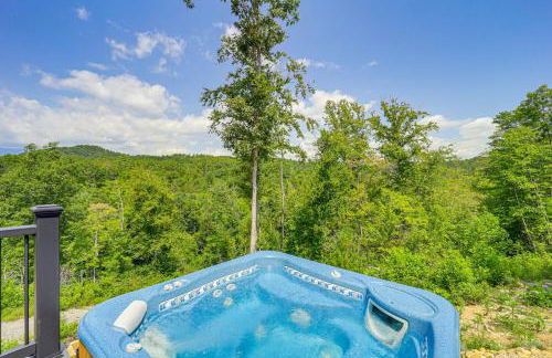 Secluded Lenoir Tiny Home with Private Hot Tub! - Foto 17
