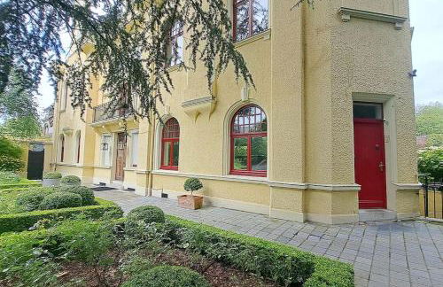 Appartement cosy proche du tram avec parking privé - Foto 16