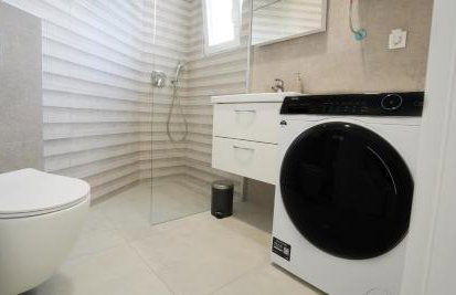 Val Apartment - Four Seasons Escape with sea view and swimming pool - Foto 8