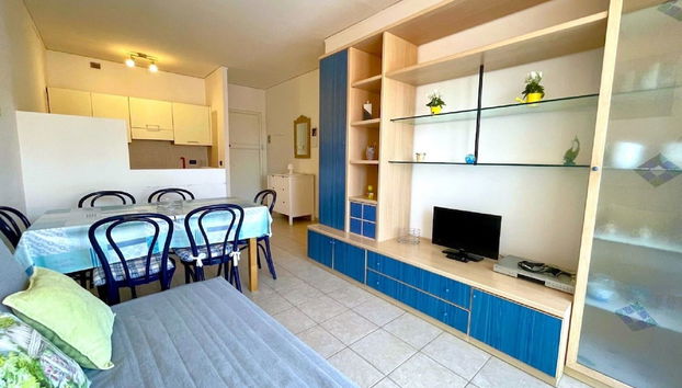 Apartment in Caorle Near Sea Beach & Pool - Foto 5, Habitación