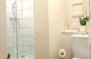 Charming Terrace Home in Whitchurch - Foto 21