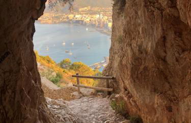 Calpe Beach II - sea & pool view apartment - Photo 33