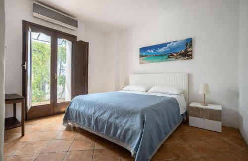 Villa a 300 Mt. dal Mare (Magaggiari) con campo da tennis - Foto 18