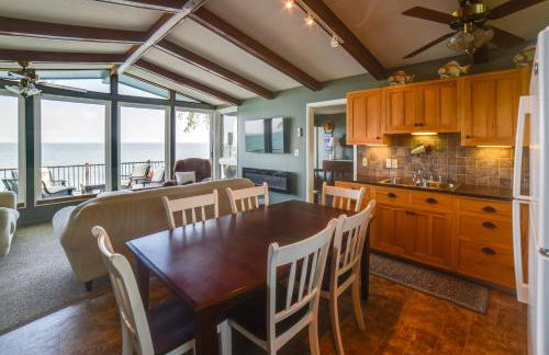 Dreamy Lake Poinsett Cabin with Deck, Dock and Views! - Photo 7