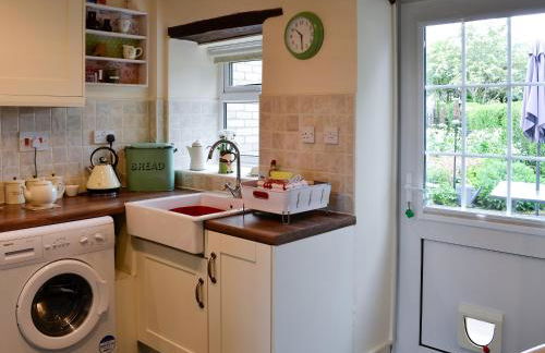 The Bellringers Cottage - Photo 12