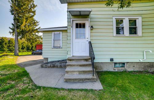 Less Than 2 Mi to SUNY Cortland Unit with Private Parking - Photo 19