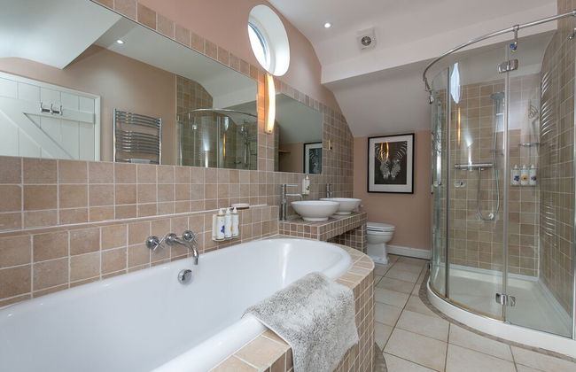 Stunning 3-bed House in a Private Hidden Valley - Foto 25