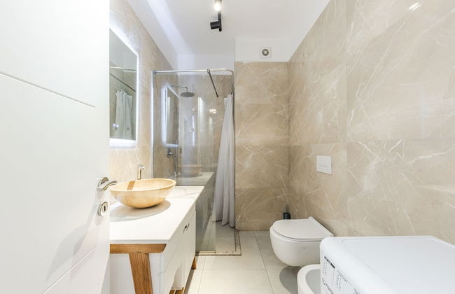 White Hill Suite by PS - Photo 22