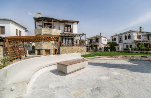 Mermaid Beachfront Villa - Photo 7