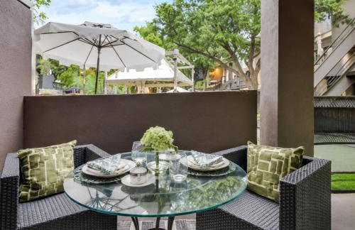 Modern Dallas 2BR Patio, Pool & Secure Parking - Foto 2