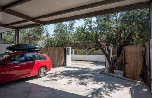 Studio Rio Unique Space With Garden and Garage - Photo 60