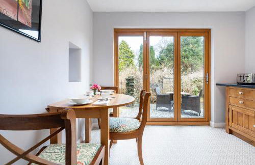 Yewfield Self Catering Apartments - Foto 8