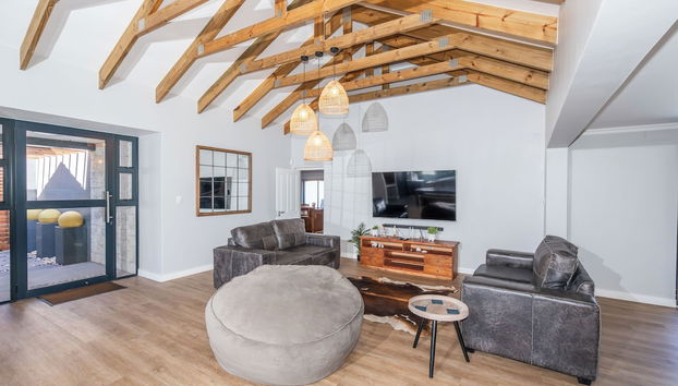 Bessie on Vondeling - Relax in Style at Bessie, Langebaan's Coziest Holiday Home - Foto 5, Wohnzimmer