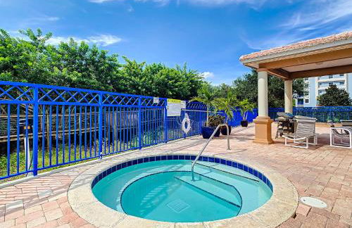 Ocean View Next to Pool and Amenities Corner Unit 3 Balconies OW20-201 - Foto 64