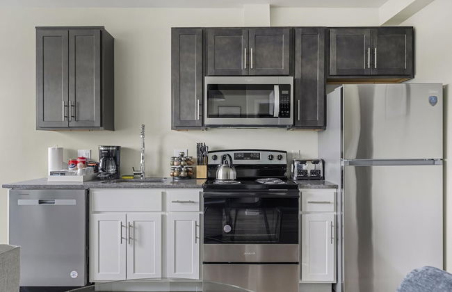 Modern Retreat Near Henry Ford - Foto 44