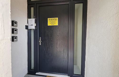 OceanNest-3 Bedroom Apartment free parking, EV 22kW - Foto 6